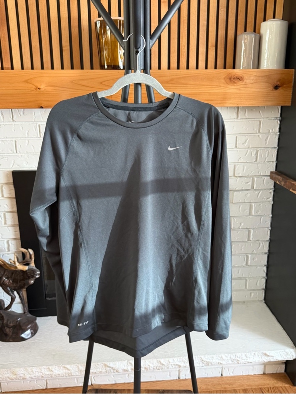 Nike Men’s Long-Sleeve Dri-FIT Crew Shirt - Slate